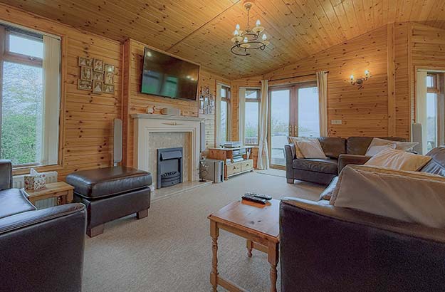 Pre-Owned Omar Kingfisher 3 bedroom Twin Unit Timber Lodge for sale Lake District