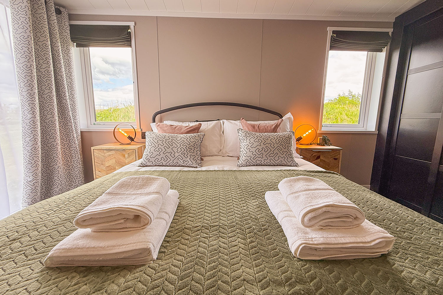 Dogwood Lodge - pet friendly timber lodge to hire Lake District, Cumbria