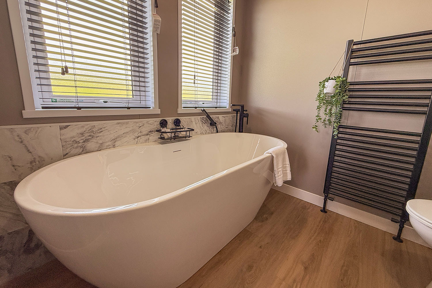 Dogwood Lodge - pet friendly timber lodge to hire Lake District, Cumbria