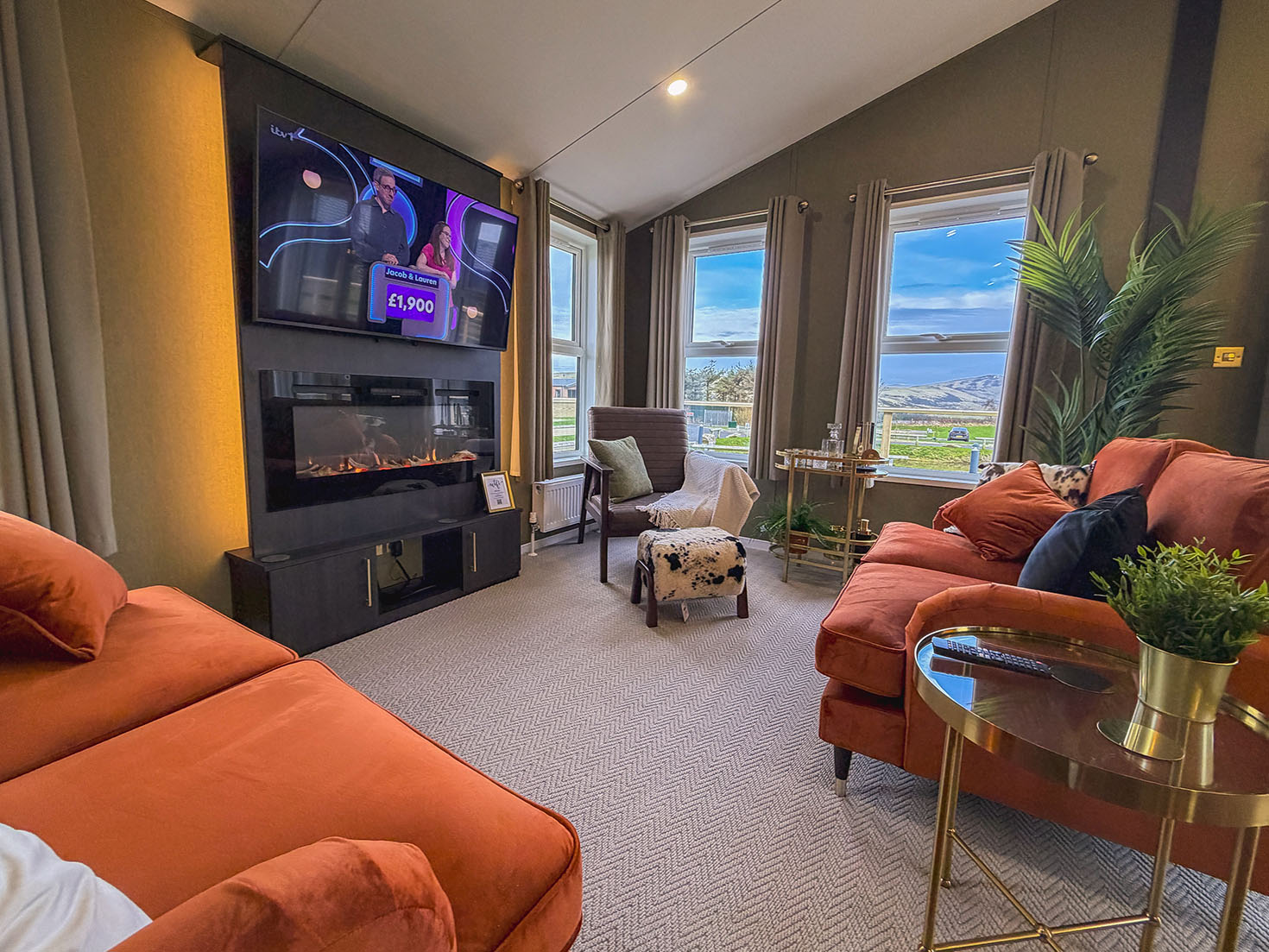 Honeysuckle Lodge for hire Lake District, Cumbria