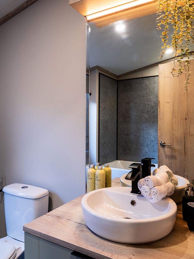 Sycamore Lodge stylish twin or guest bedroom, Lake District stay